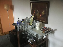 Five Oaks Bed & Breakfast
