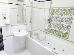Hotel Rytwiany Nowy Dworek