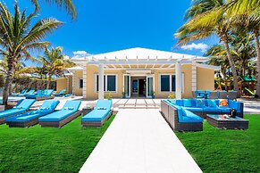 Sprat Bay Luxury Villa