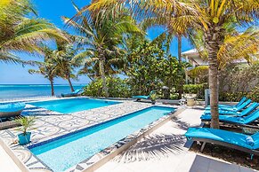 Sprat Bay Luxury Villa