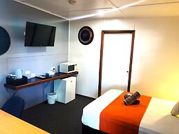 Acacia Motel