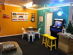 Acacia Motel