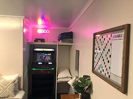 Acacia Motel