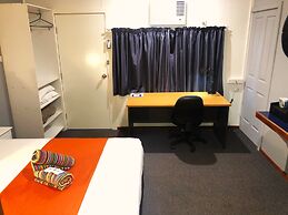 Acacia Motel