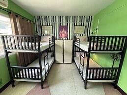Baan Nampetch Hostel