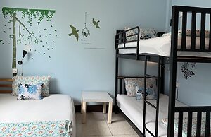 Baan Nampetch Hostel