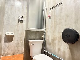 Baan Nampetch Hostel