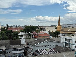 Baan Nampetch Hostel