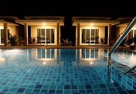 The Oasis Khaolak Resort