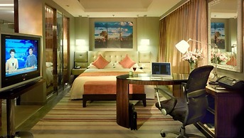 Luxemon Xinjiang Hongfu Hotel