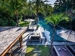 Villa Yoga by Villa Finder