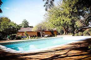 River-Ridge Guest House