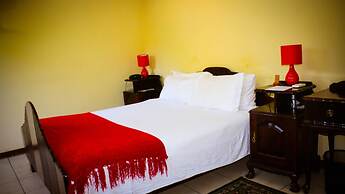 River-Ridge Guest House