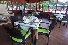 Sylvia Beach Villa