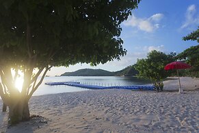 Sylvia Beach Villa