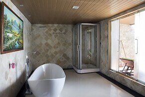 Sylvia Beach Villa