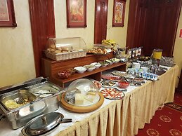Hotel Golden House