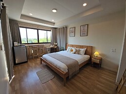 Charming Home Resort