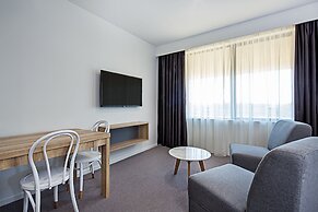 Mantra MacArthur Canberra