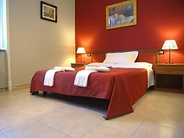 Emmy Hotel