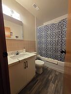 Shenstone Motor Inn