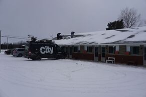 Shenstone Motor Inn