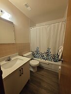 Shenstone Motor Inn