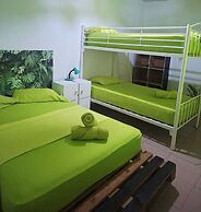 Acuarela Hostal - Hostel