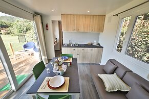 Cottage Beach Vico