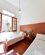 LOPEZ Hostel & Suites