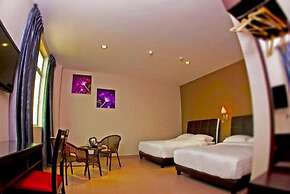 Ayer Hitam Hotel