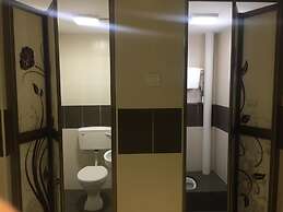 Ayer Hitam Hotel