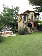 Villa Tuscany Country Resort