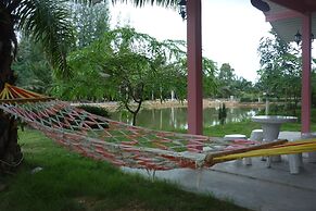 Maneemudjalin Resorts Farm Stay