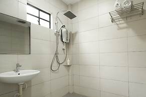 M S Hotel, Tengku Kelana KTM Klang