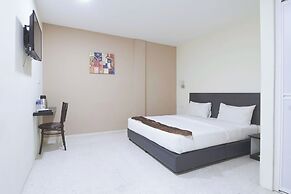 M S Hotel, Tengku Kelana KTM Klang
