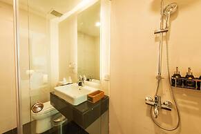 Maple Hotel & Apartment