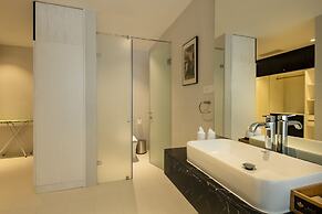 Maple Hotel & Apartment