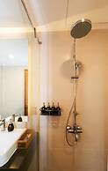 Maple Hotel & Apartment