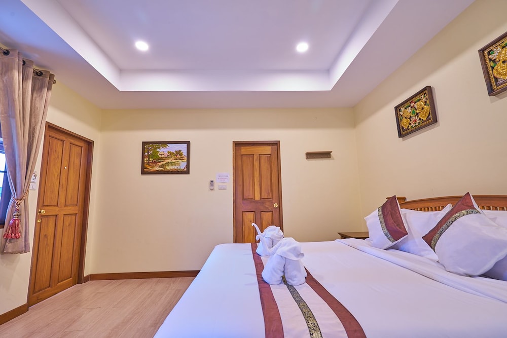 HueanKhamHom Resort