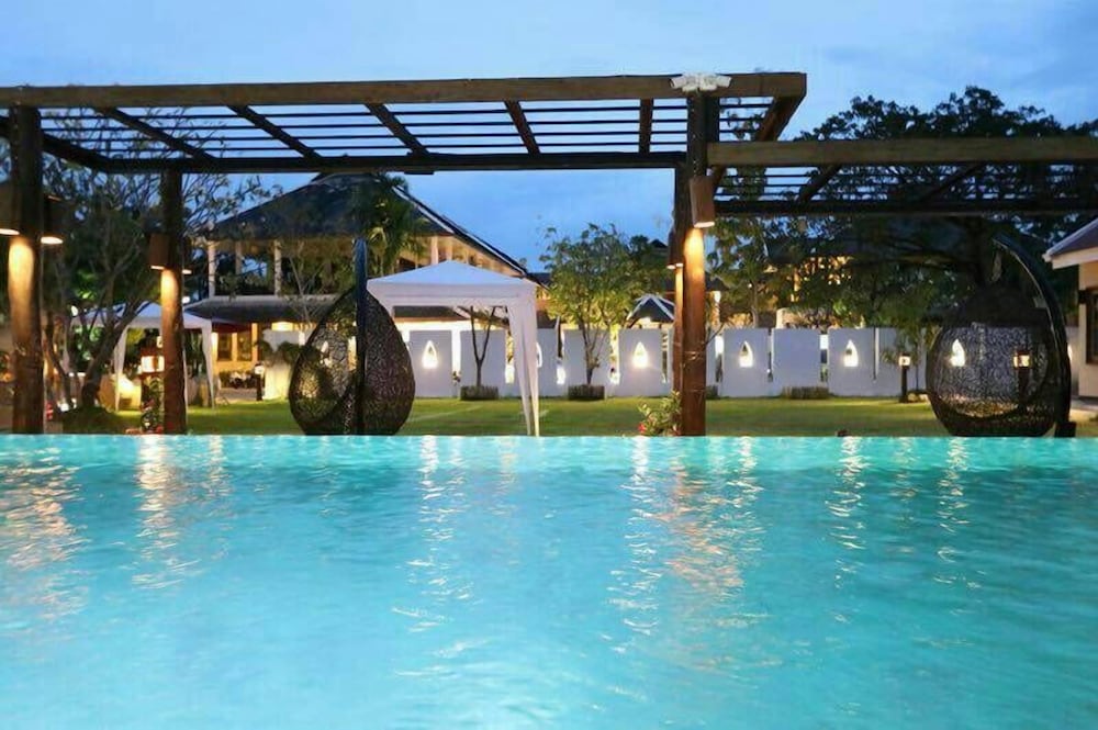 HueanKhamHom Resort