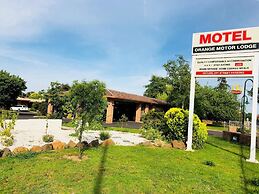 Orange Motor Lodge
