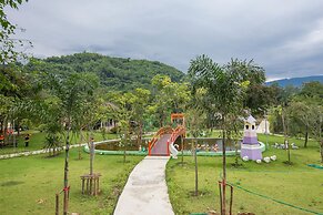 Tanihill Resort