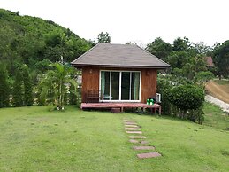 Tanihill Resort