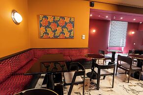 Boutique Hotel Metro 900