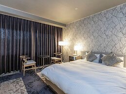 Century Plaza Hotel