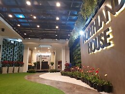 Northland House Hotel