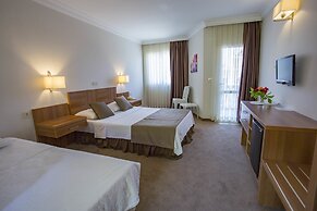 Melis Otel