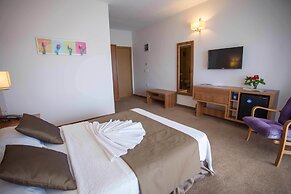 Melis Otel