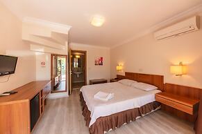 Melis Otel